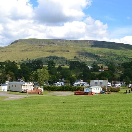 Campsie Glen Holiday Park Fintry Esterno foto
