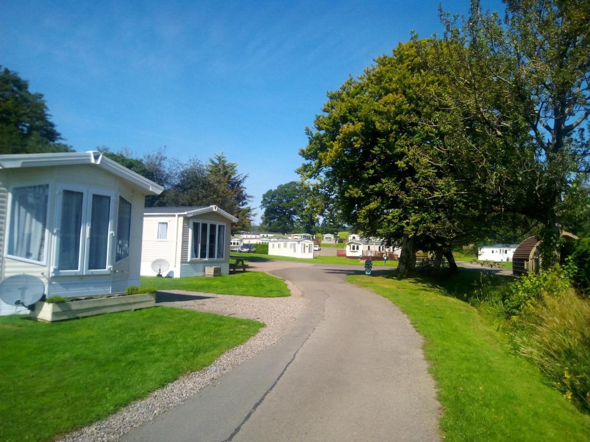 Campsie Glen Holiday Park Fintry Esterno foto