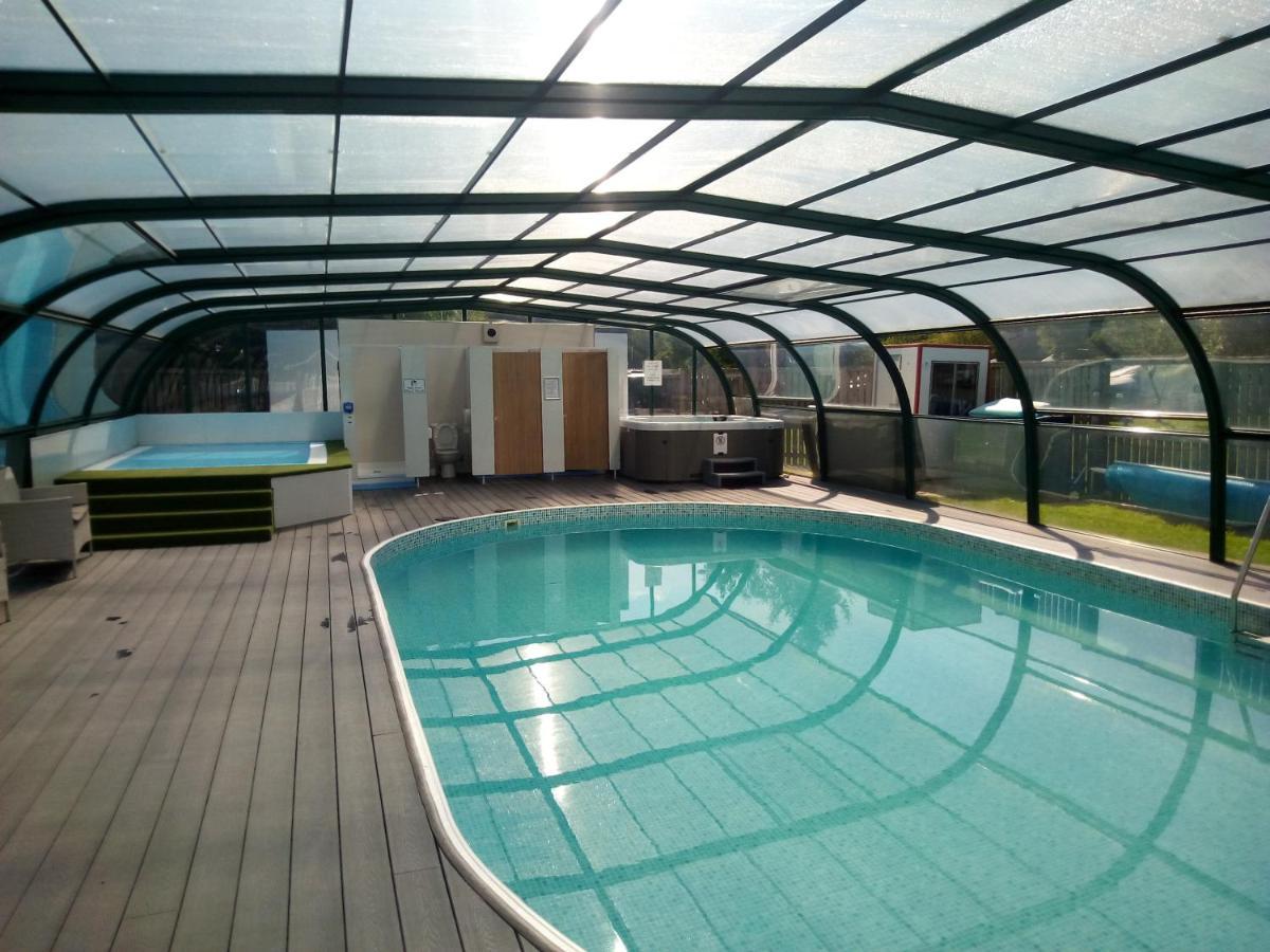 Campsie Glen Holiday Park Fintry Esterno foto