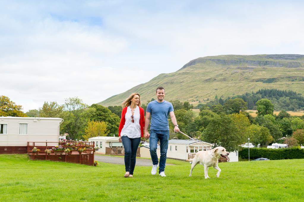 Campsie Glen Holiday Park Fintry Esterno foto