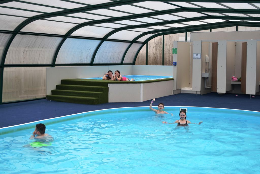 Campsie Glen Holiday Park Fintry Esterno foto
