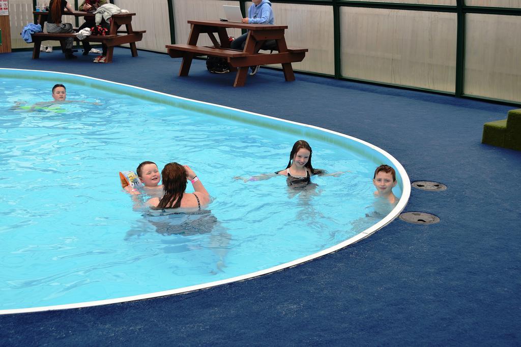 Campsie Glen Holiday Park Fintry Esterno foto